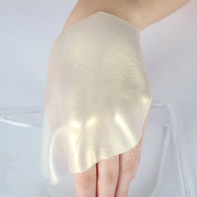 calla-luminous-neck-mask-on-hand CALLA Luminous Neck Sheet Mask sample for wholesale beauty buyers